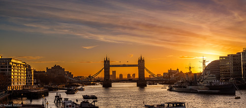 towerbridge london england unitedkingdom sunrise light building tower bridge thames river urban canon r5 city capital