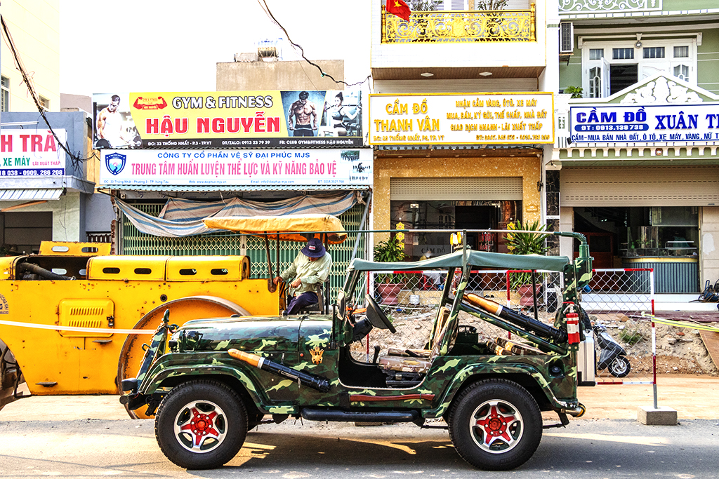 Pseudo military jeep on 4-14-22--Vung Tau copy