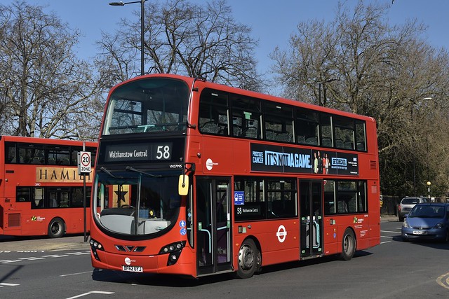 Tower Transit (VN37995 BF62UYJ) - Route 58