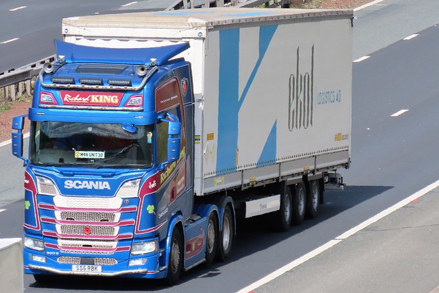 Richard King, Scania 500S (S55RBK) On The A1M Southbound 8/4/22