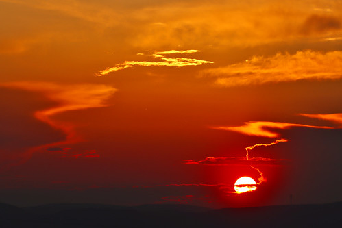 naplemente sun sundown sunset buda hármashatárhegy naplástó kilátó viewpoint view cloud felhők