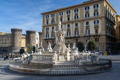 Napoli - Piazza Municipio - Fontana del Nettuno