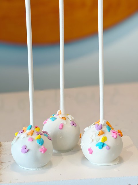 Colorful Cake Pops
