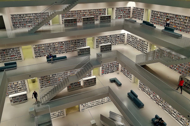 Germany , Die Stadtbibliothek am Mailänder Platz in Stuttgart, 20627