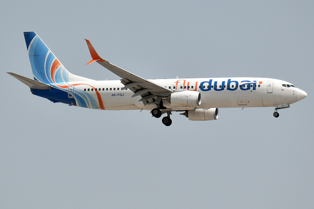 A6-FGJ, Boeing 737-8KN (W)