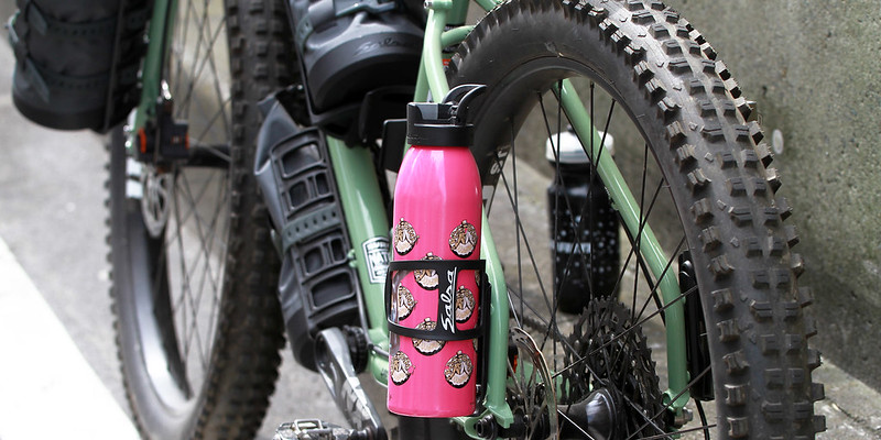 Salsa Cycles Side Entry Water Bottle Cage サイドエントリー・ボトルケージ Above Bike  Store