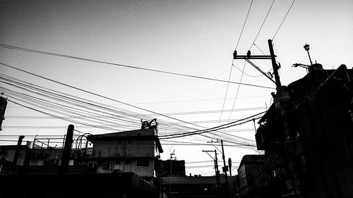 silhouette electricpost electriclines sunset yearend dusk pasig manila philippines houses weekly