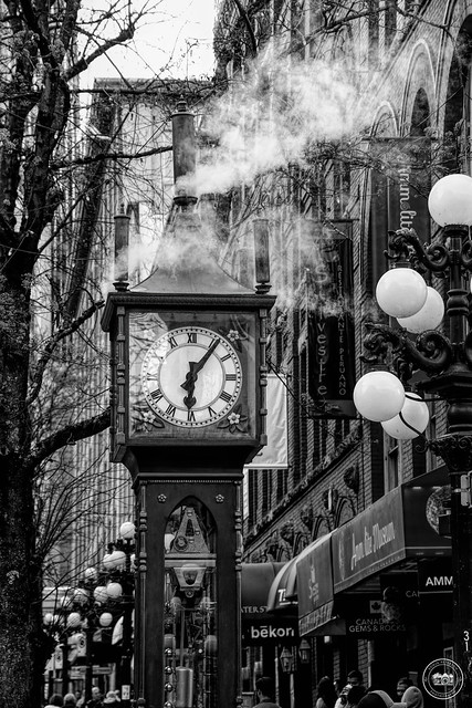 The Gastown Steam Clock - Vancouver