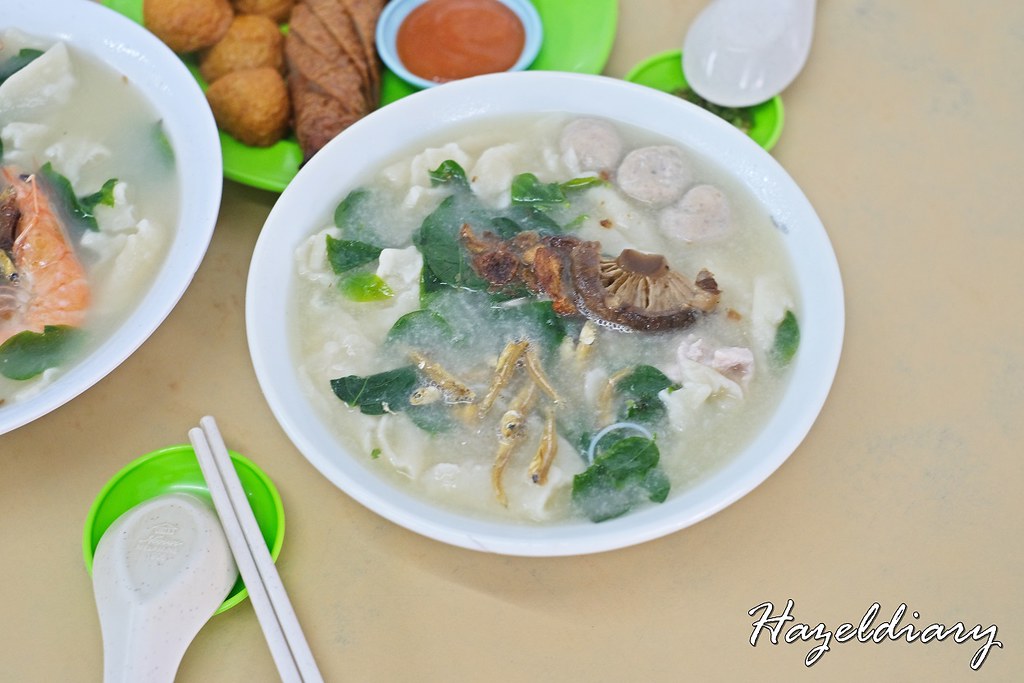 Sentosa Mee Hoon Kueh in Taman Molek JB-Soup-1