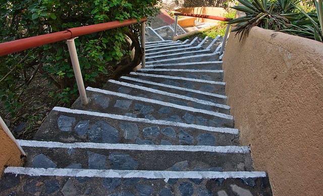 2021 - Mexico - Zihuatanejo - Hotel Catalina Beach Resort Stairway