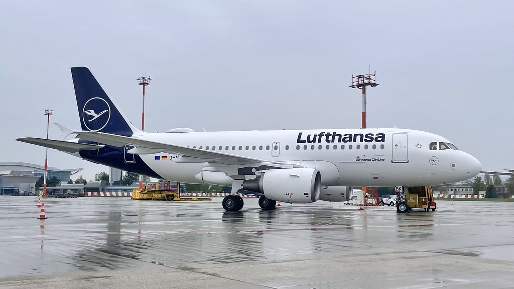 D-AIBK Lufthansa CityLine Airbus A319-112 © P. Marianic