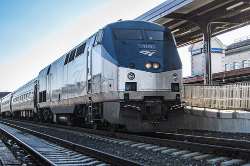 Amtrak 105 | P42DC #105 sits at Springfield terminal. 4/22/2… | Quinton ...