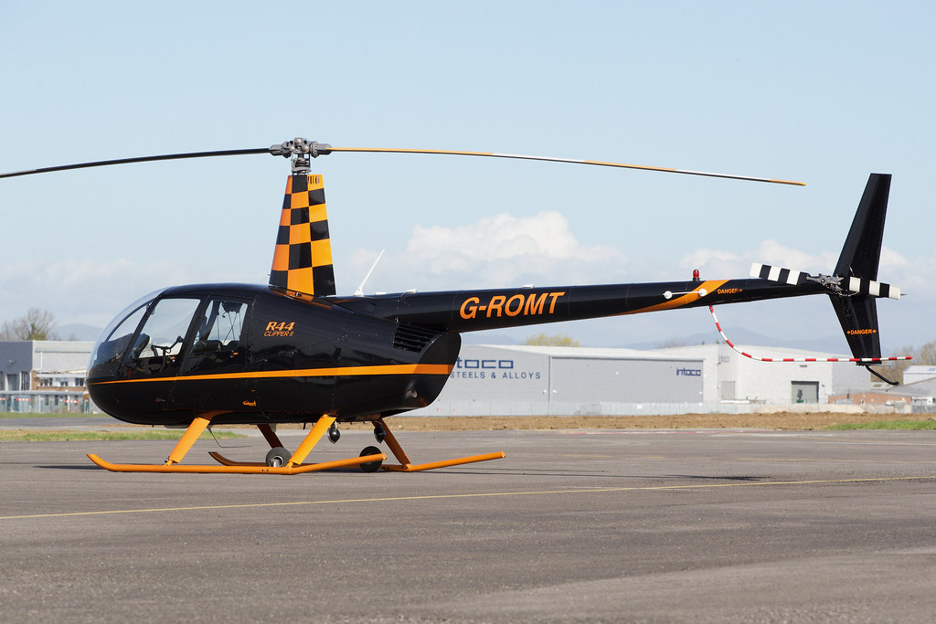 Robinson R4 G-ROMT Robinson R44 Clipper II | Privately-owned Robinson R4… | Flickr