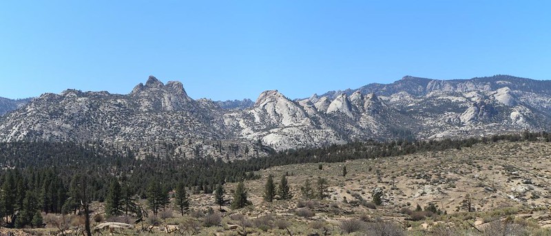 Panorama view of some granite domes and other peaks in the Domeland Wilderness from the Pacific Crest Trail