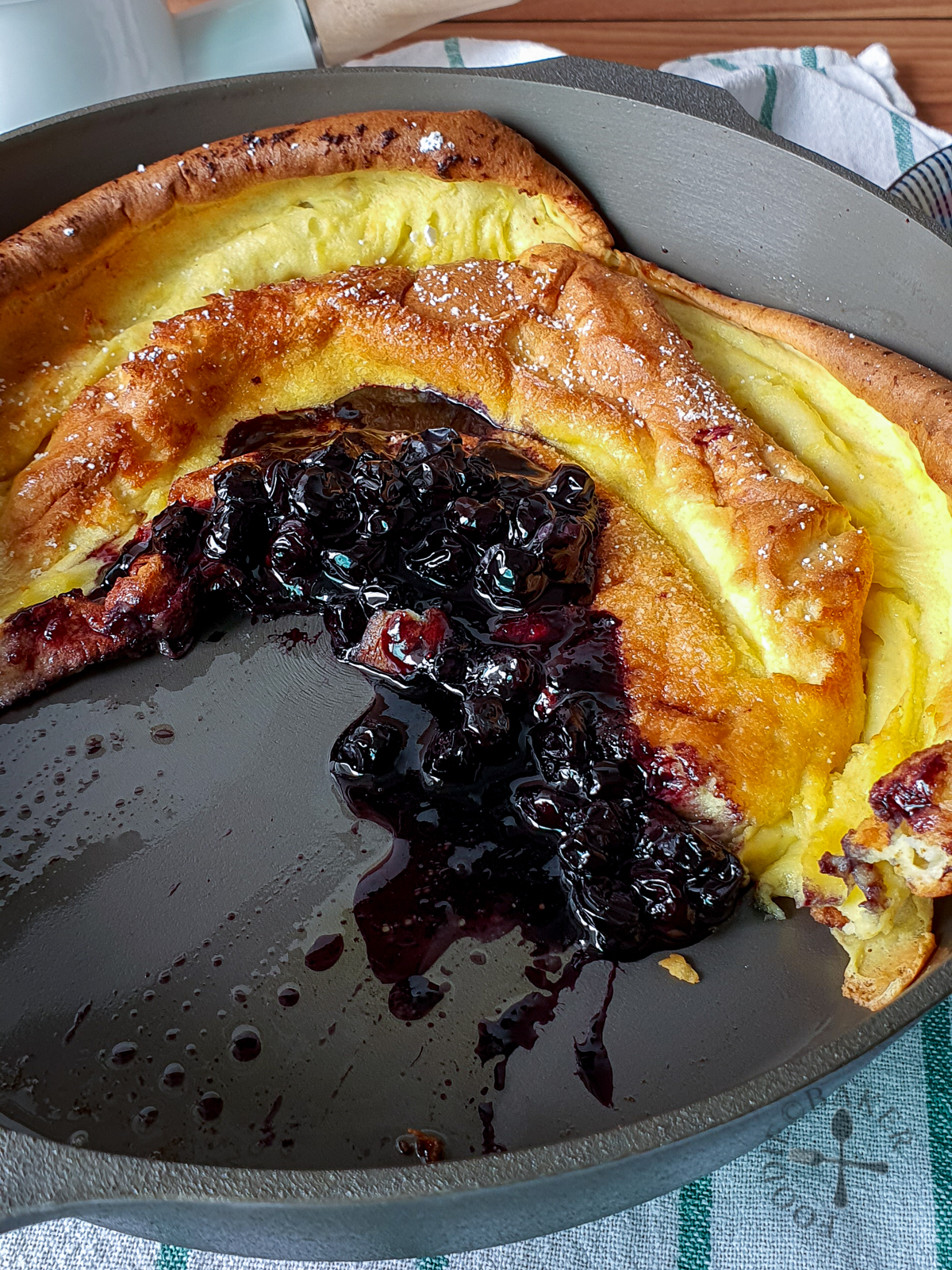 Dutch Baby Pancake (with blueberry compote)