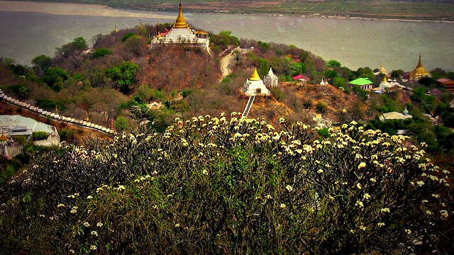 MYANMAR, Burma ,eine herrliche Aussicht von der Swan-OO-Pon-Nya-Pagode in Mandalay-Sagaing, 78750/20644