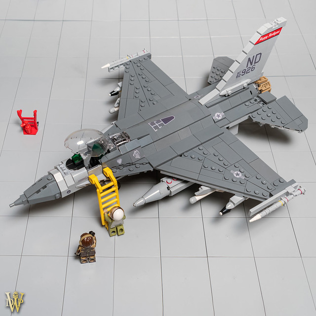 Lego F-16 ADF