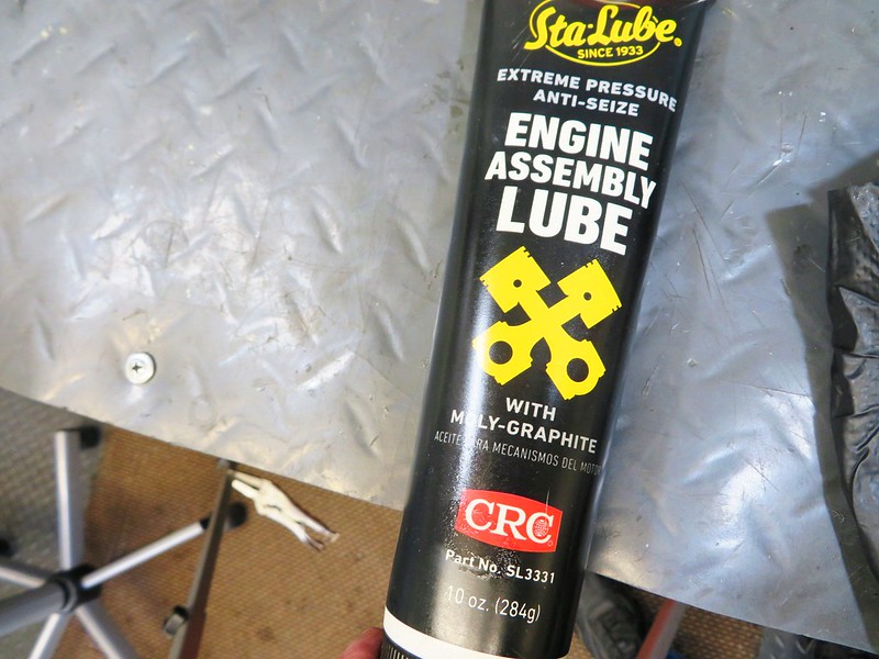 Engine Assembly Lube With Moly-Graphite