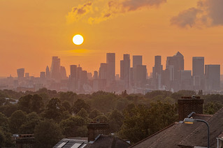 A testa alta / Standing tall (London skyline from Shooter's Hill, London, United Kingdom)