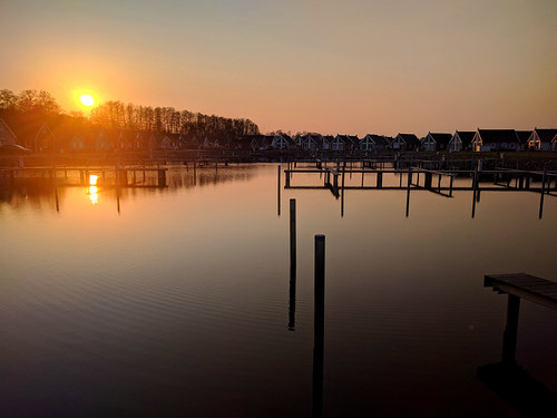 Sunset at Marina Zerpenschleuse by VicunaR,