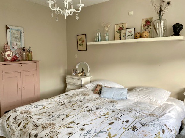 Slaapkamer landelijk brocante roze meidenkast