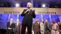 President Clinton Speaks During the 2009 Clinton Global Citizen Awards