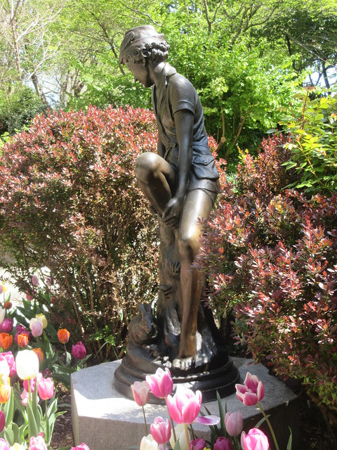 2022 Peter Pan Bronze Statue - Carl Schurz Park NYC 3384
