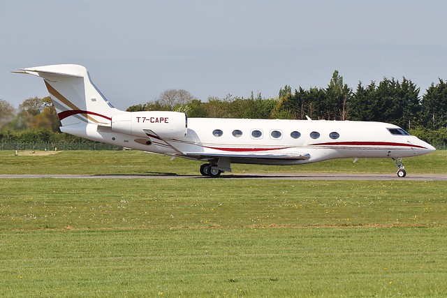 T7-CAPE Gulfstream G600 departing London / Oxford Airport .