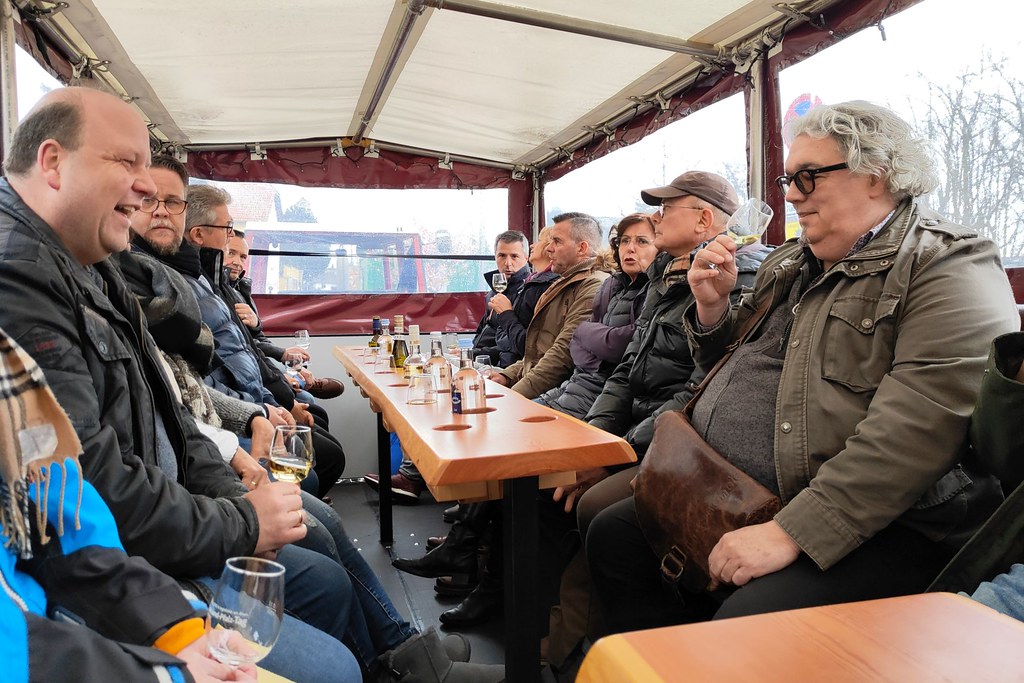 Im Planwagen durch Ingelheim - Vinocamp Rheinhessen April 2022