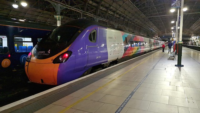 AWC 390119 @ Manchester Piccadilly railway station