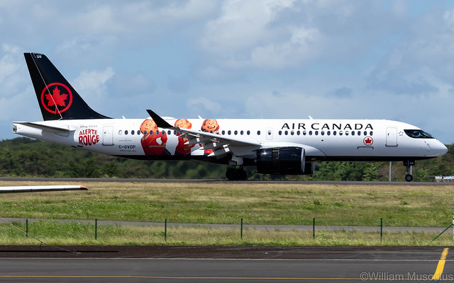Airbus A220-300 C-GVDP Air Canada - Turning Red livery