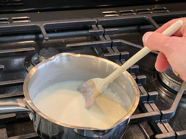 Making a white sauce