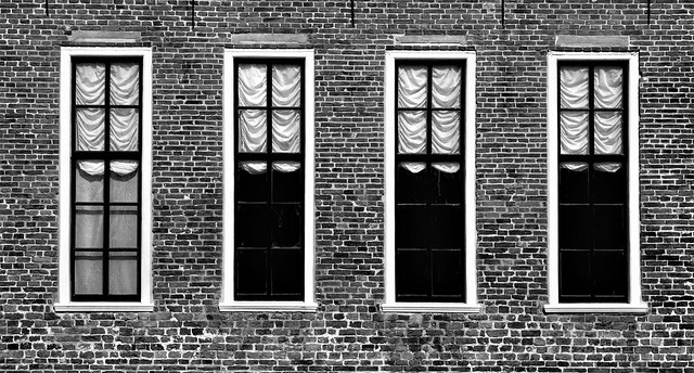 vier Fenster