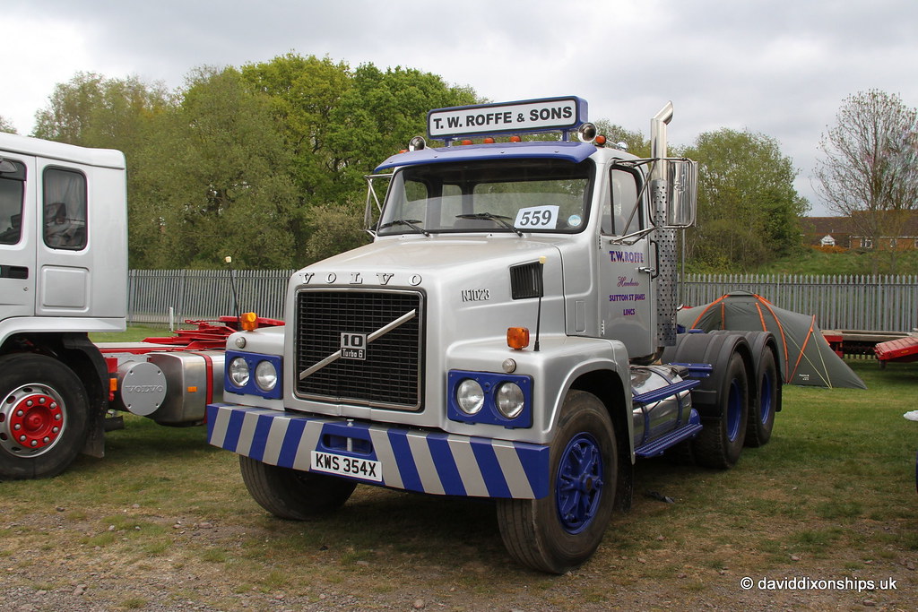 Lorry. Volvo N1023  KWS 354X
