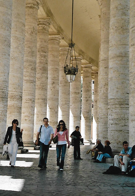 Vaticano, Piazza di San Pietro, colonnades by Bernini