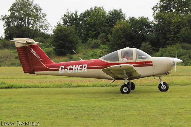 Piper PA-38-112 Tomahawk - G-CHER