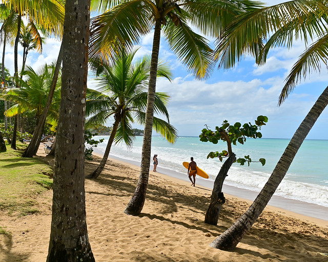 La surfera playa Bonita, en República Dominicana