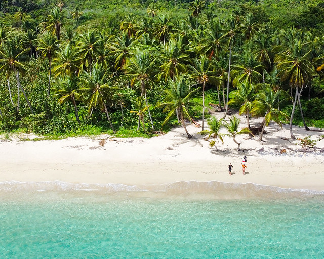 Playa de Ermitaño, una de las más bonitas de Rep. Dominicana