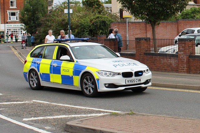 351 BMW 330D (F31) Estate Police (2015) VX 65 CVW