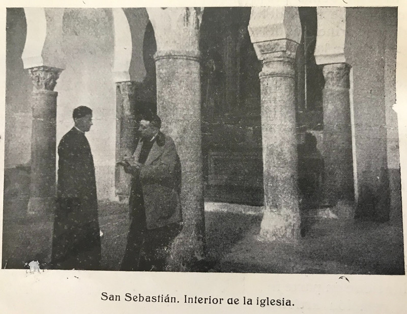 Interior de la preciosa iglesia de San Sebastián, tomada por Manuel González Simancas en los años 20.