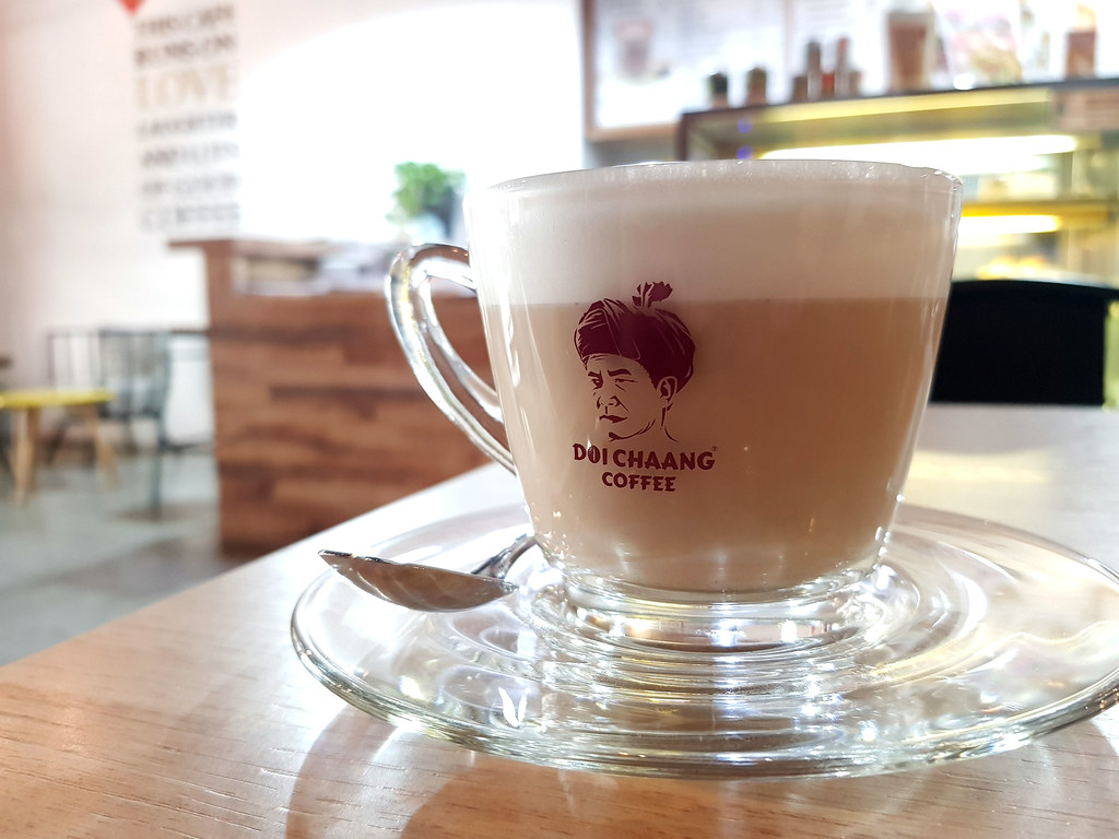 大早餐 Breakfast Supreme rm$14.90 Top-up 斑斕拿鐵 Pandan Latte rm$4 @ Doi Channg Caffe USJ10