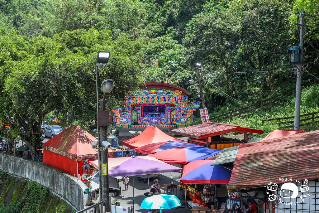 南投,南投旅遊,南投景點,南投泡麵土地公,南投泡麵廟,泡麵土地公,石龍宮 @陳小可的吃喝玩樂