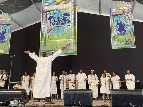 Jermaine Landrum & the Abundant Praise Revival Choir in the Gospel Tent at Jazz Fest on May 7, 2022. Photo by Carrie Booher.