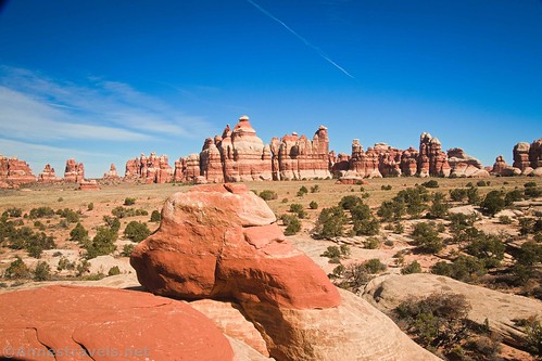 Views up the east side of Chesler Park from the final viewpoint, Needles District, Canyonlands National Park, Utah