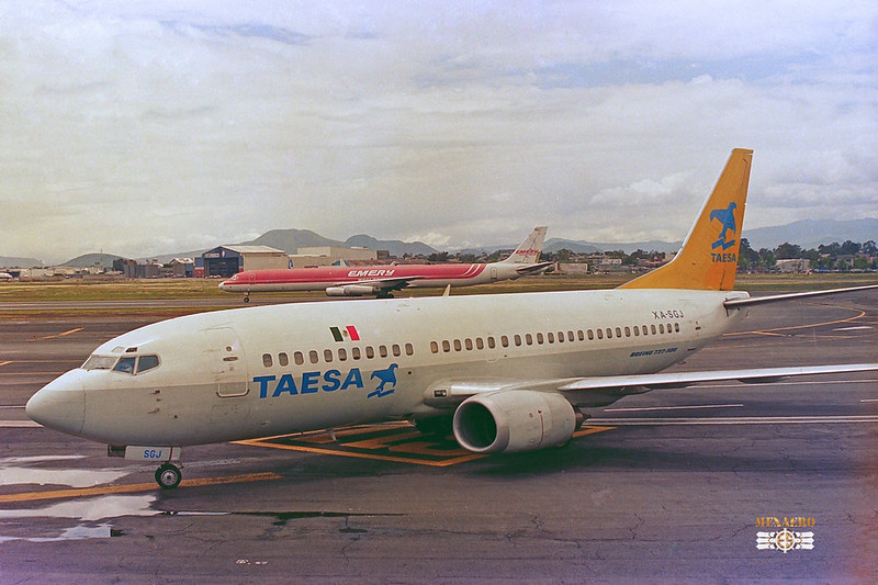 Taesa / Boeing 737-33A / XA-SGJ