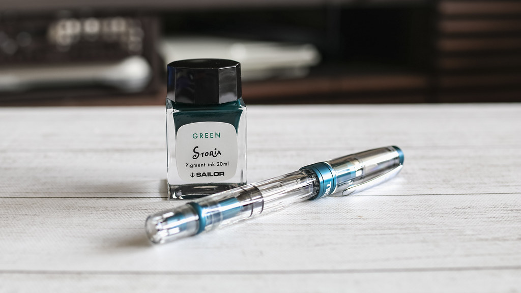 TWSBI Diamond 580 ALR Prussian Blue & SAILOR STORIA Green – 鮮やか