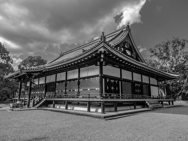 Kon-do (Main Hall) at Ninna-ji | Kyoto, Kyoto Prefecture, Japan
