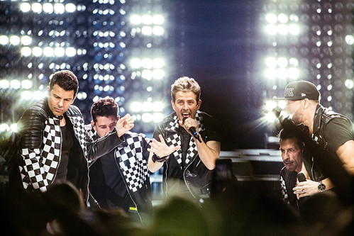 New Kids on the Block at Heritage Bank Center - 5.10.22
