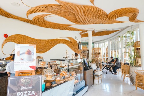 The Deli Cafe’ คาเฟ่สไตล์บาหลี ริมหาด Eden Beach Khao Lak Resort & Spa
