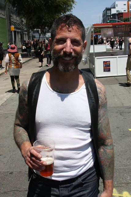 SEXY SMILING DADDY  !! photographed by ADDA DADA at the  DORE ALLEY FAIR 2021 ! (safe photo)